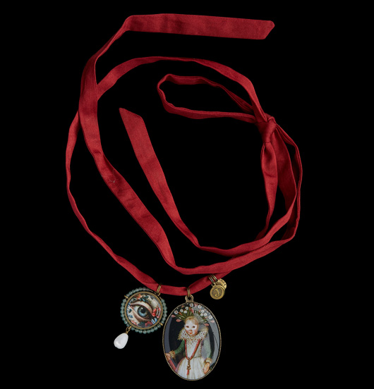 TESSUTO | Natura | Nastro seta con ciondoli