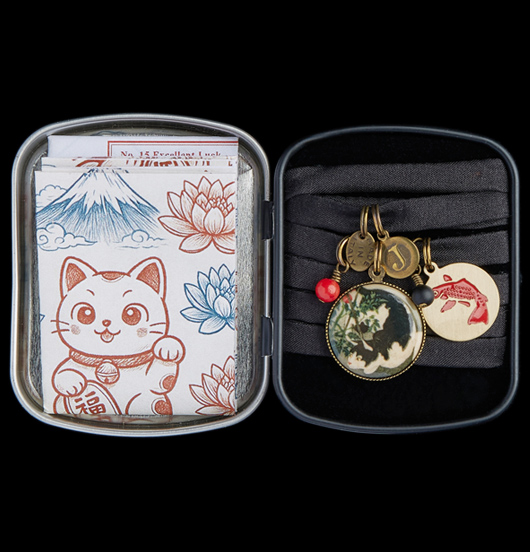 BOX | Kokoro | Box seta  con ciodoli