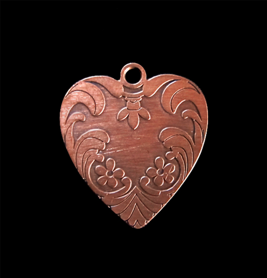 Pendant pink rebel heart shaped in enamelled copper, suitable to create your customized jewel, gift suitable for Valentine's Day, for your mum.