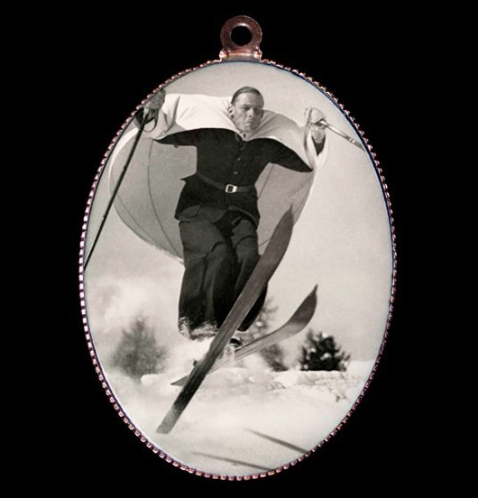 SNOWFLYING