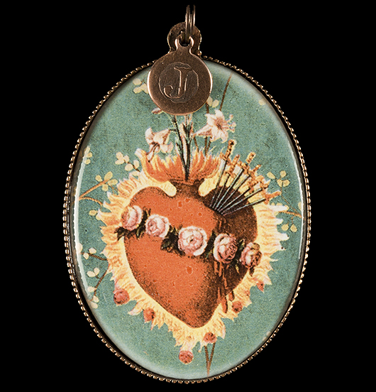 CUORE SACRO GIGLI dedizione, speranza, gratitudine